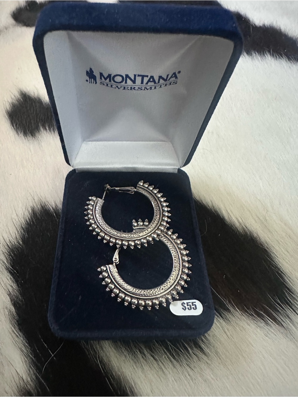 Montana Silversmiths Silver Hoop Earrings